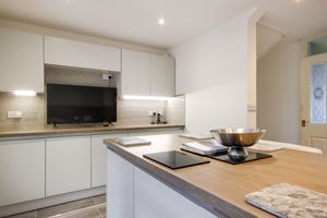 Photo 17- click for photo gallery